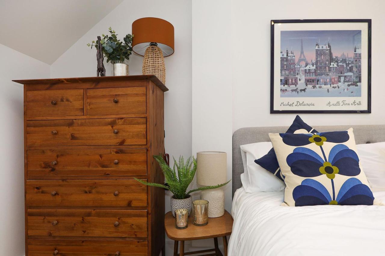 The London Secret, 1 Bed Flat With Patio - Zone 2 Apartment Exterior photo